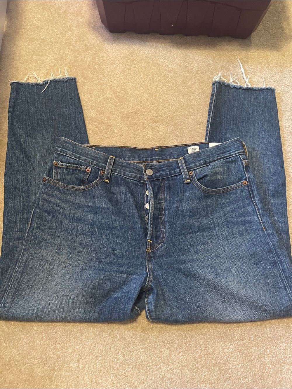 Womenās levis Blue Denim Jeans - Straight Fit